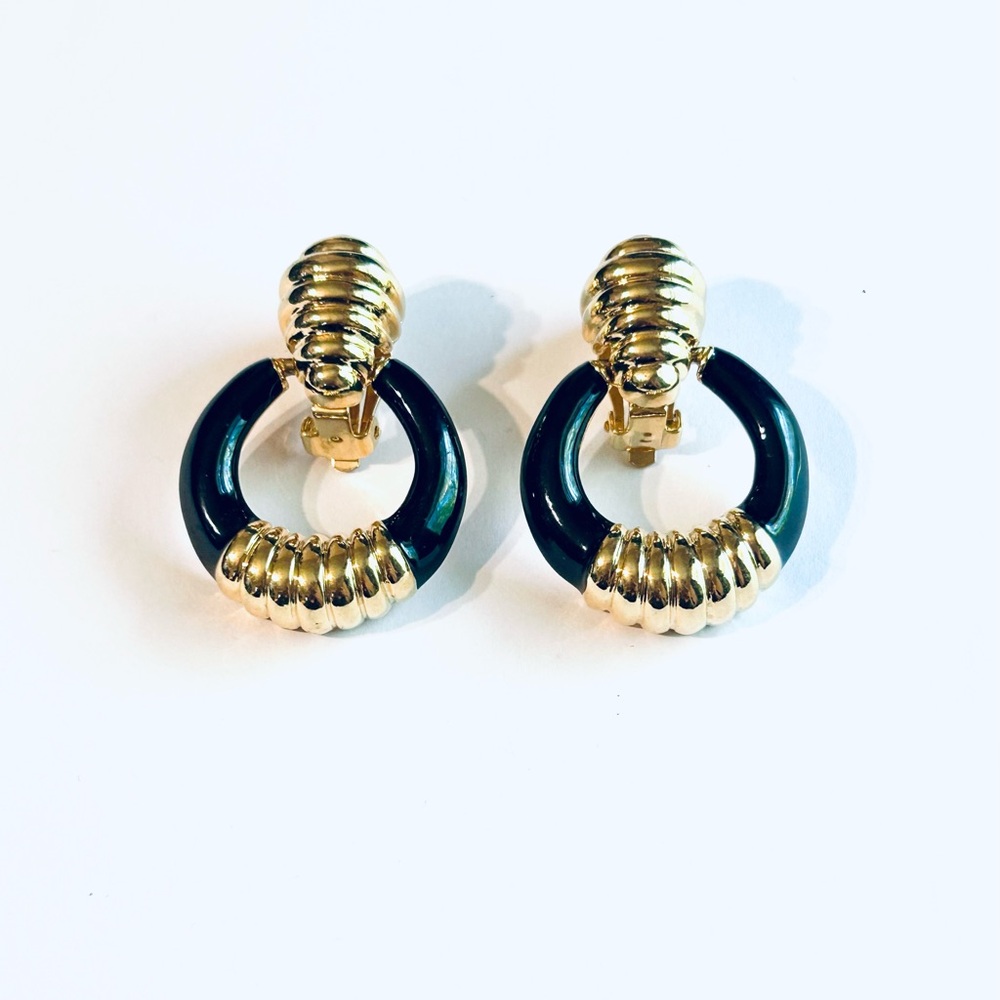 Elegant Gold‎ and Black Hoop Clip-on Earrings